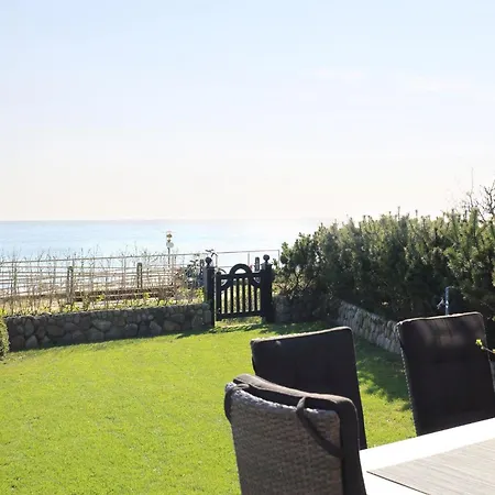 Hues Strandleev 1 Holiday home *