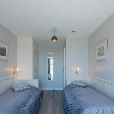 Holiday home Hues Strandleev 1 *